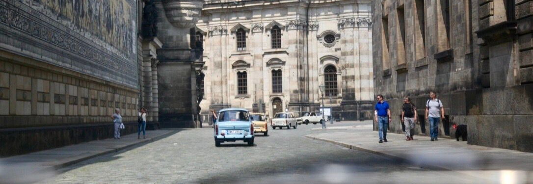 Trabi-Touren durch die historische Dresdner Innenstadt Trabi-Touren durch die historische Dresdner Innenstadt